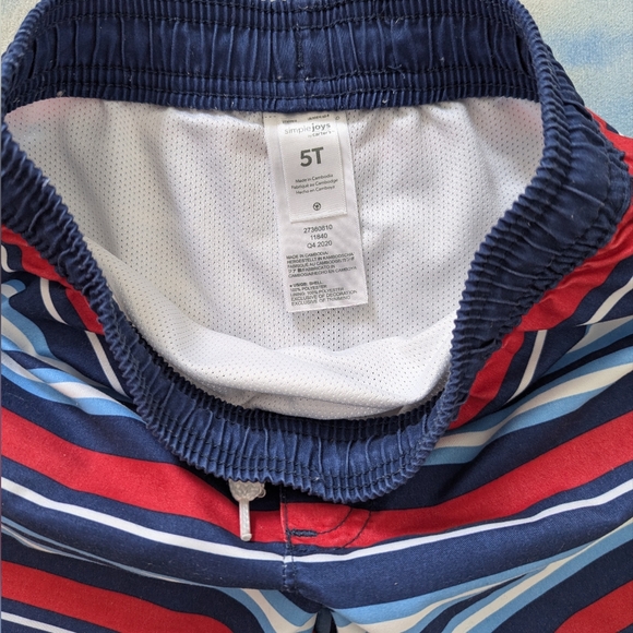 5T Simple Joys Swimming trunks in stripes - Picture 2 of 6